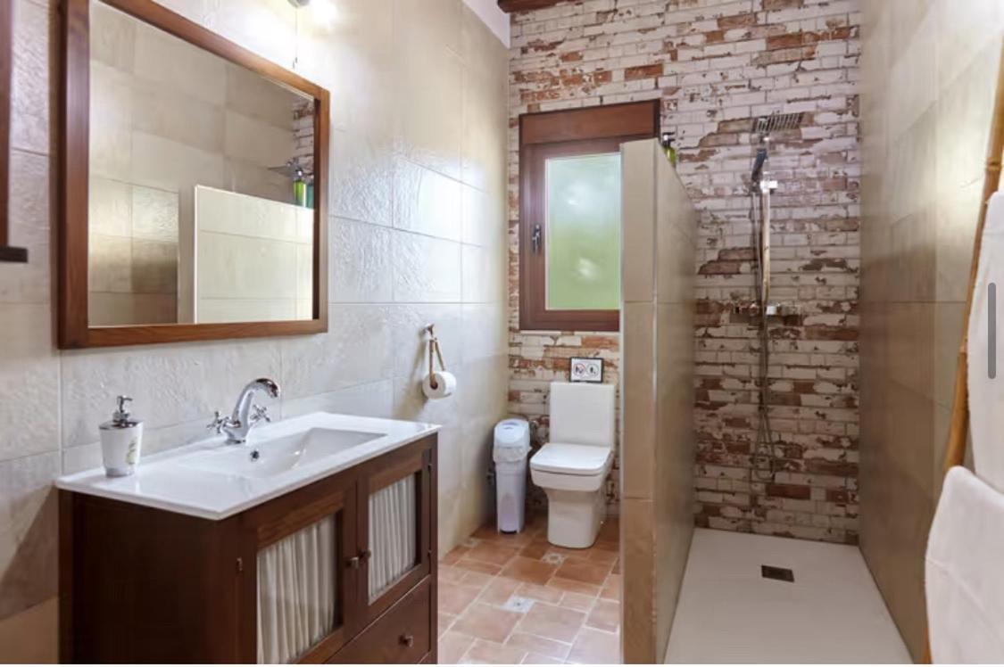 Alojamiento Turistico Loma Alta Cambil Exterior foto